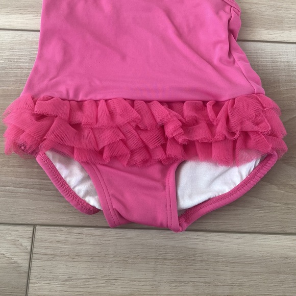 EUC Gymboree Size 3-6m Baby One Piece Pink Ruffle Cross Back Swimsuit with Liner - Picture 2 of 6